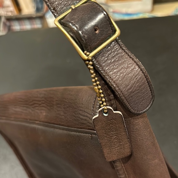 Vintage Coach Classic Shoulder Bag New York Brown Leather 327-7043 - Picture 9 of 17
